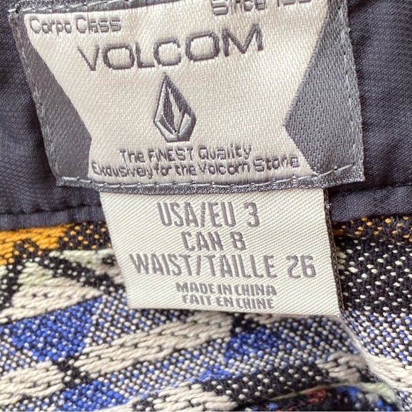 6 for $20♥️ Volcom (sz.3) Aztec print shorts bnwot - Picture 2 of 10